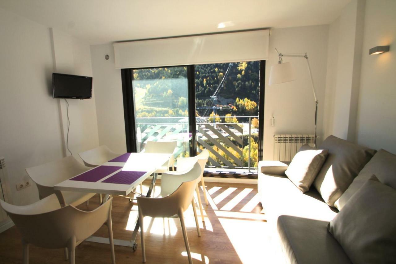 Genciana Estudio En El Tarter, Zona Grandvalira Bagian luar foto